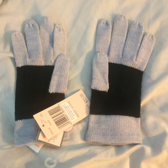 Vintage Juicy Couture hat, scarf and glove set - Picture 8 of 12